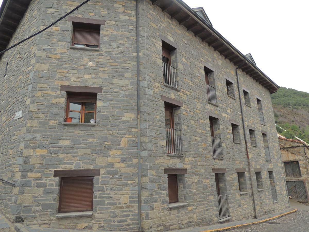 Apartamento Centrico Con Wifi En Biescas Exterior photo
